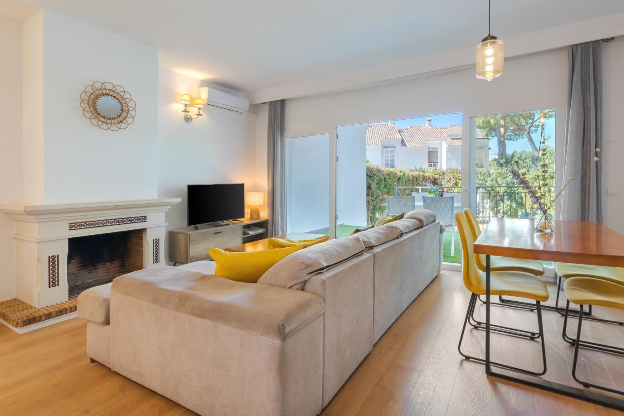 Wintowinrentals Townhouse, Pool & Beach Marbella Exterior foto